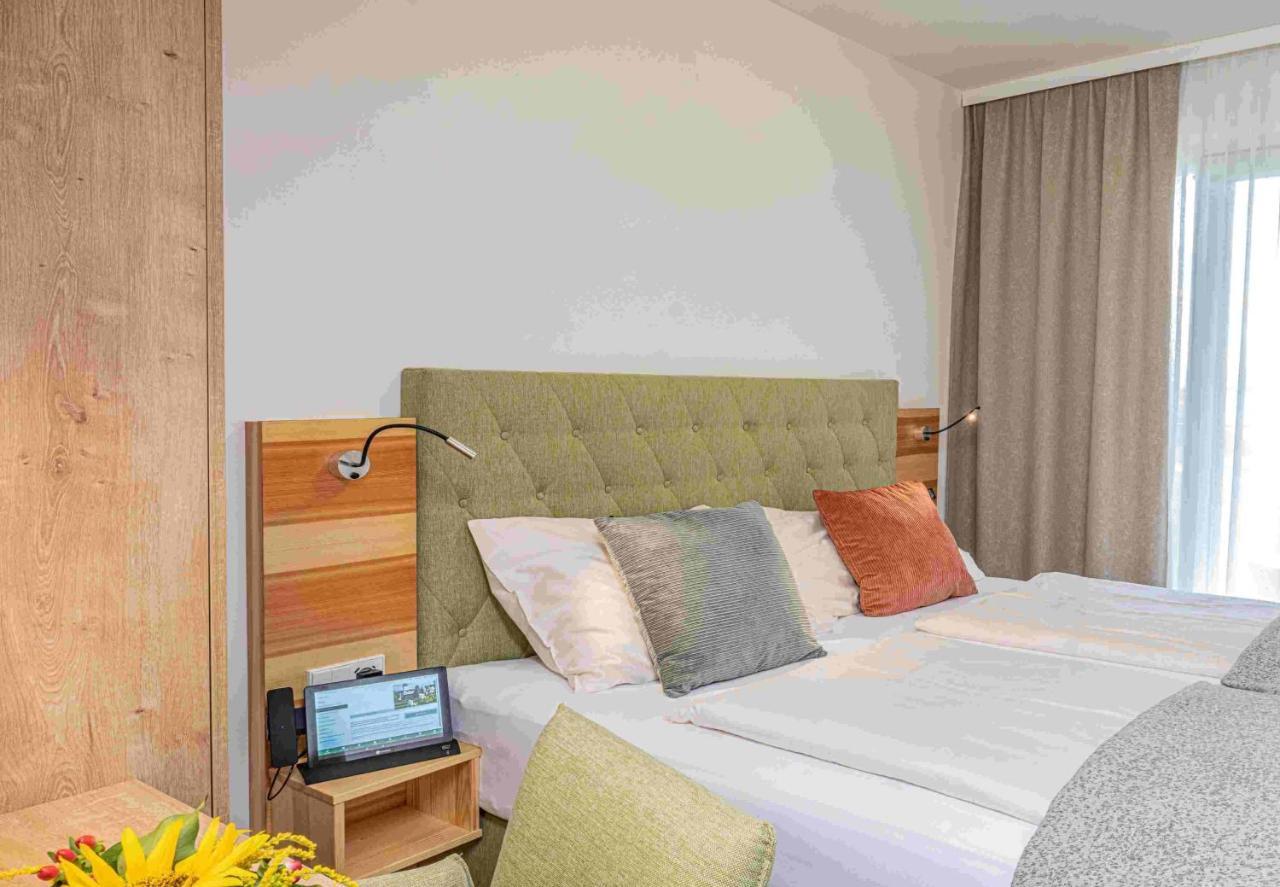 Hotel Ottenstein - Das Wohlfuehlhotel Rastenfeld Eksteriør billede